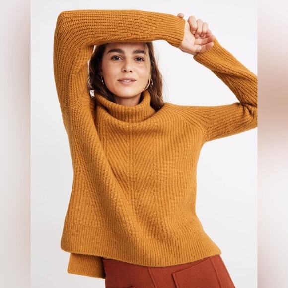 NWT * MADEWELL Mercer Turtleneck Sweater in Coziest Yarn in Heather Saffron - Picture 1 of 12